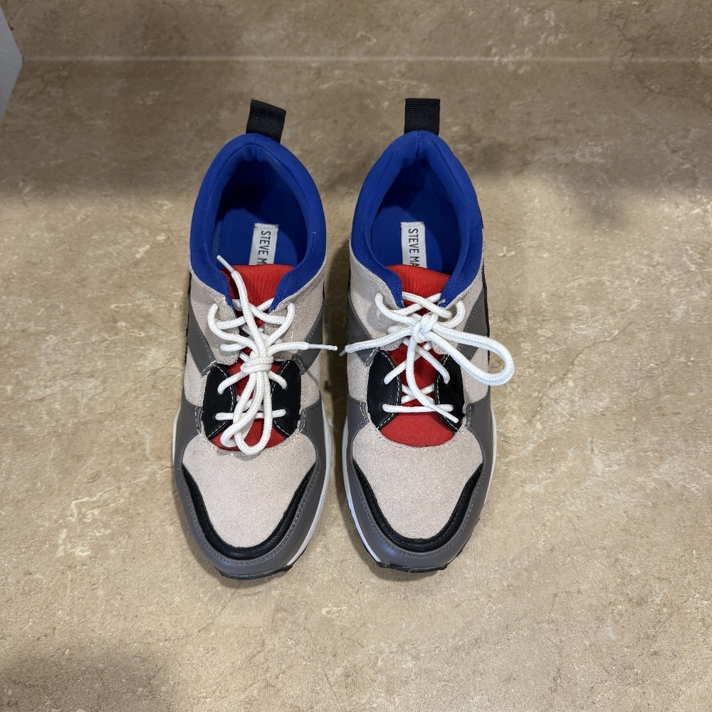 Steve Madden Sneakers